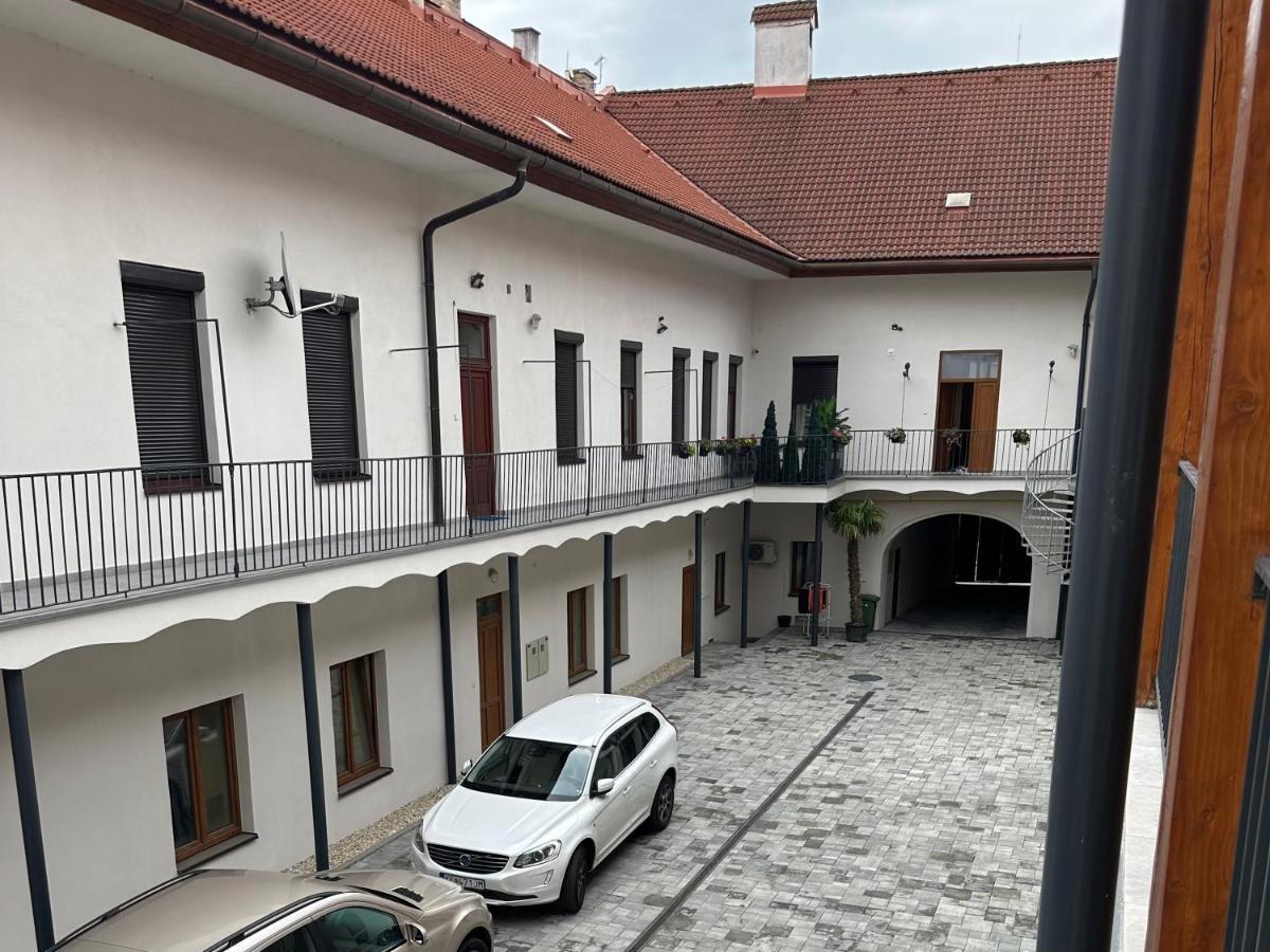 No 21 Apartment I Košice Eksteriør bilde